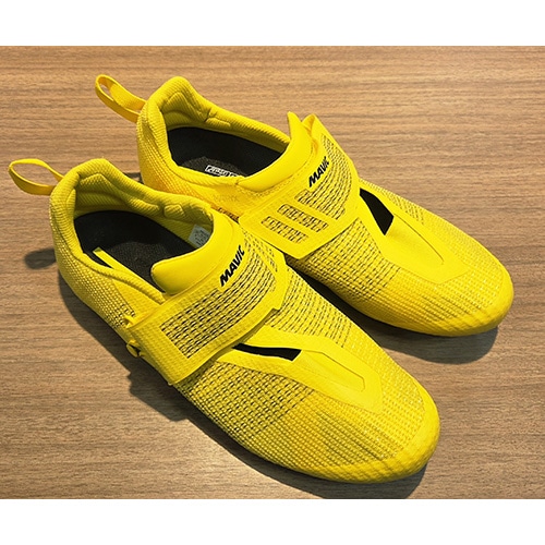 MAVIC ( �}���B�b�N ) �r���f�B���O�V���[�Y ULTIMATE TRI ( �A���`���C�g �g���C�A�X���� ) �C�G���[/�u���b�N 26.5cm