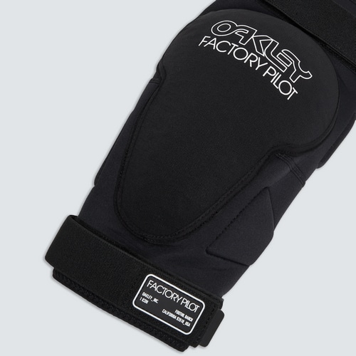 OAKLEY ( オークリー ) プロテクター DROP IN RZ-LABS KNEE GUARD ( ドロップイン RZ-LABS ニーガード )  ブラックアウト S/M