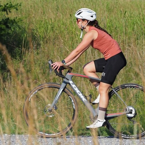 DE FEET ( fBtB[g ) \bNX CY 6 ( TCNX 6 ) Z[[J[L/uE M ( 25-27cm )