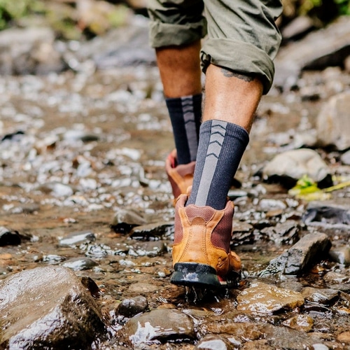 SHOWERSPASS ( �V�����[�Y�p�X ) �\�b�N�X CROSSPOINT ESSENTIAL WP ( �N���X�|�C���g �G�b�Z���V���� WP ) �O���[/�u���b�N M/L ( 25-28cm )