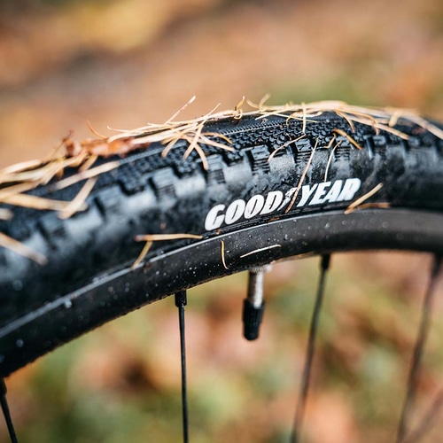 GOODYEAR ( ObhC[ ) `[uX County Ultimate Tubeless Complete ( JEeB AeBCg `[uXRv[g ) ubN 700x35 (35-622)