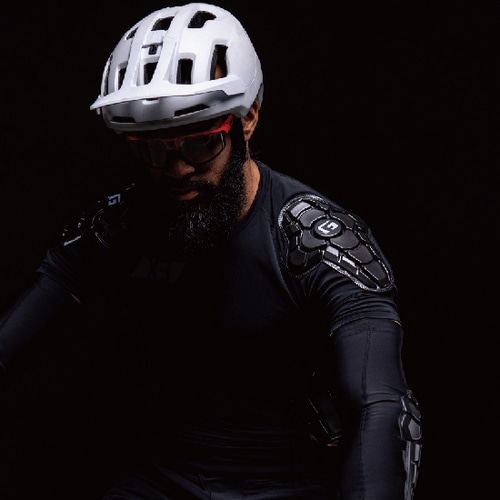 G-FORM ( �W�[�t�H�[�� ) �v���e�N�^�[ PRO-X3 ELBOW GUARD ( �v�� X3 �G���{�[�K�[�h ) �g���v���}�b�g�u���b�N S