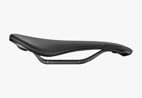 CANNONDALE ( キャノンデール ) サドル SCOOP CARBON SHALLOW ( スクープ カーボン シャロー )  ブラック/ブラック 142mm | 自転車・パーツ・ウェア通販 | ワイズロードオンライン