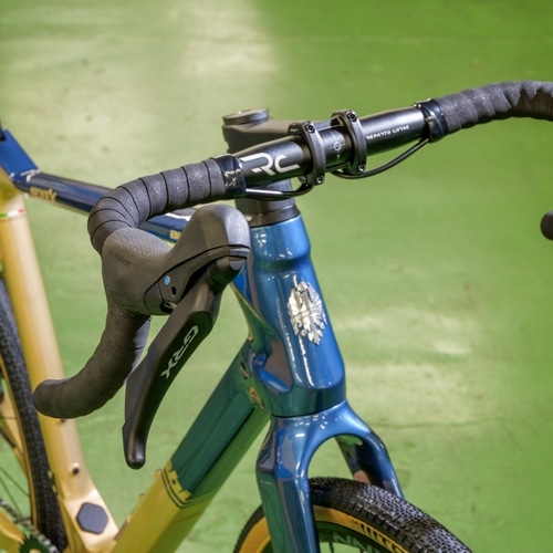 BIANCHI ( ビアンキ ) グラベルロード ARCADEX 海外仕様車 【オンライン専売/直送限定 アウトレット特価車体】 ( アルカデックス ) ゴールド ストーム / ブルーノート グロッシー L ( 身長目安185cm前後 )