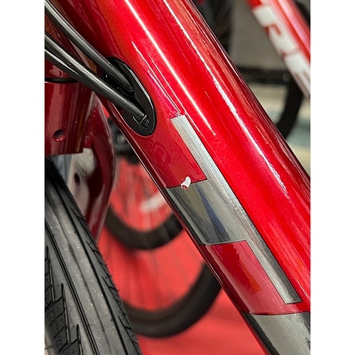 TREK ( トレック ) クロスバイク FX 1 DISC ( FX 1 ディスク ) 【傷ありアウトレット品】 レイジレッド L ( 適正身長175-185cm )