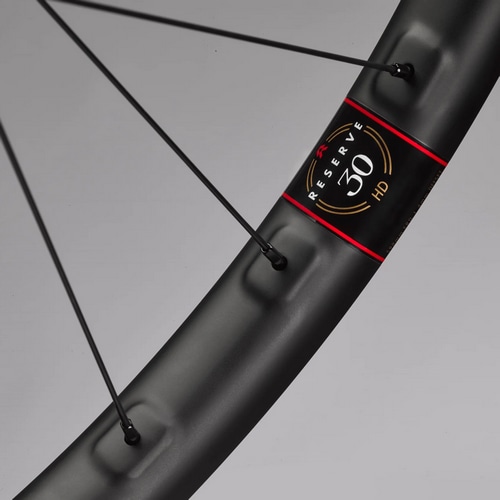 RESERVE ( ���U�[�u ) MTB�p�z�C�[�� 30/HD Carbon ( �J�[�{�� ) �O��Z�b�g DT350-110-90T-6B �n�u XD / 29 (28-622) [�����^�C�����@ 2.2-2.6�C���`]