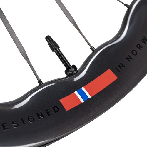 WINSPACE ( �E�B���X�y�[�X ) ���[�h�o�C�N�p�z�C�[��(�f�B�X�N�u���[�L�p) UNAAS PRO 2 ( �E�i�X �v�� 2 ) UD �O���X �O��Z�b�g / �V�}�mHG / 700C(622-����21.4mm)[�^�C�����ڈ�:25-28mm]