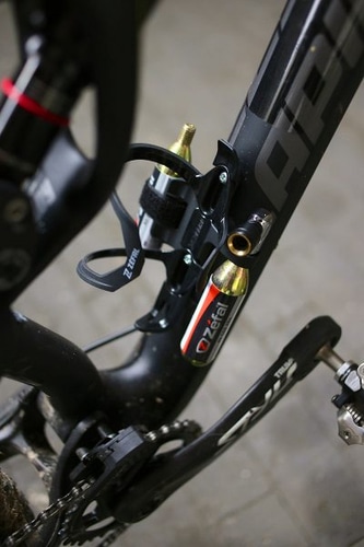 ZEFAL ( ゼファール ) ボトルケージ PULSE Z2i ( パルス ) ブラック/ブラック