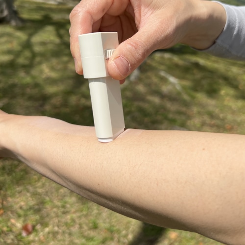 VIVO ( ���B�[���H������� ) �G�� OUTDOORUV ( �A�E�g�h�AUV ) ���₯�~�߃X�e�B�b�N 10g