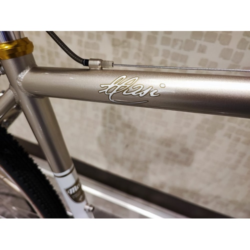 MASI ( マジィ ) クロスバイク MILANO FLAT ( ミラノ フラット ) シャンパン 470 ( 適正身長165cm前後 ) |  自転車・パーツ・ウェア通販 | ワイズロードオンライン