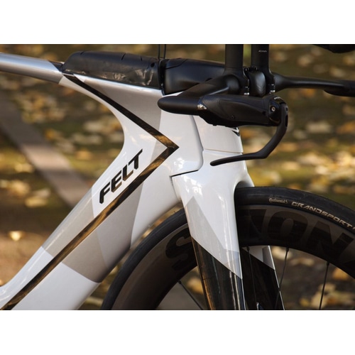 FELT ( フェルト ) トライアスロンバイク・TTバイク TRI IA ADV ULTE DI2 ( TRI IA アドバンス アルテグラ DI2  ) ホワイト 540 ( 適正身長170-185cm )