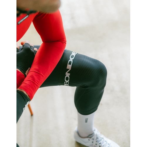 ETXE-ONDO ( �G�`�F�I���h ) �j�[�E�H�[�}�[ MOTZ KNEE WARMERS ( ���b�c �j�[�E�H�[�}�[ ) �u���b�N XXS/XS