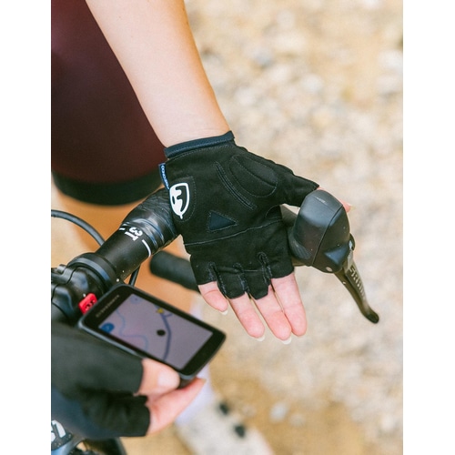 ETXE-ONDO ( �G�`�F�I���h ) �w�؂�O���[�u UKI SHORT GLOVES ( �E�L �w�؂�O���[�u ) �u���b�N M