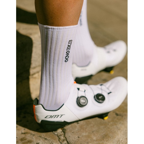 ETXE-ONDO ( エチェオンド ) ソックス LIGHTWEIGHT LINEA SOCKS ( ライトウェイト リネア ソックス ) ホワイト S/M ( 24-26.5cm )