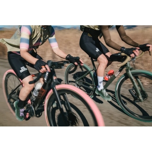 PANARACER ( �p�i���[�T�[ ) �`���[�u���X�^�C�� GRAVELKING SS ( �O���x���L���O SS ) �T�N��/�u���b�N 700X40C ( 622 )