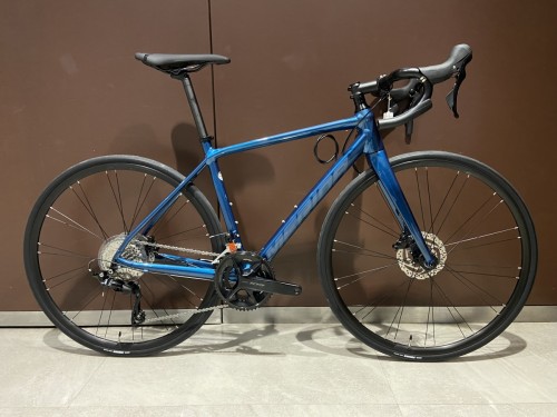 MERIDA ( �����_ ) ���[�h�o�C�N SCULTURA 400 ( �X�N���g�D�[�� 400 ) �e�B�[���u���[ / �V���o�[�u���\ ( FB01 ) 44 / XXS  (�K���g���ڈ�155-165cm�O��)