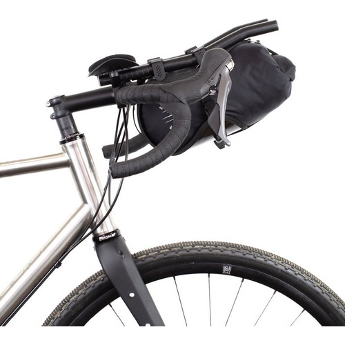 RESTRAP ( ���X�g���b�v ) �t�����g�o�b�O/�n���h���o�b�O RACE AERO BAR BAG ( ���[�X �G�A�� �o�[�o�b�O ) �u���b�N 7L