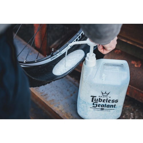 PEATYS ( s[eB[Y ) pNCLbg TUBELESS SEALANT WORKSHOP+PUMP ( `[uX V[g [NVbv+|v ) 25L