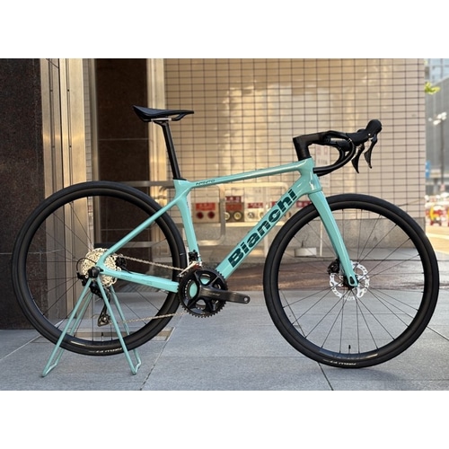 BIANCHI ( �r�A���L ) ���[�h�o�C�N INFINITO 105 12S ( �C���t�B�j�b�g 105 12S ) �`�F���X�e/�u���b�N�t���O���b�V�[ 55 ( �g���ڈ�175cm�O�� )