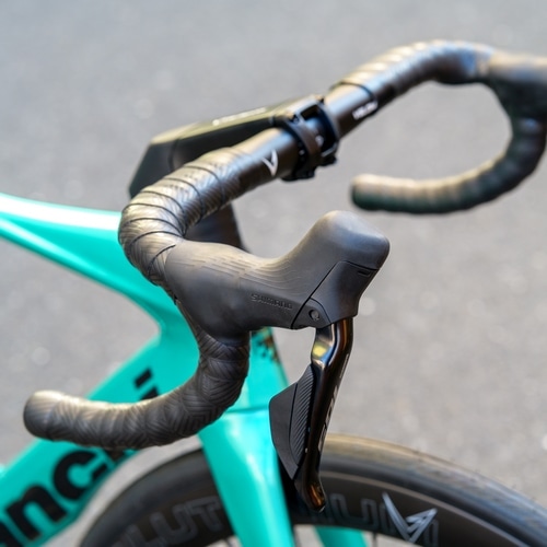 BIANCHI ( �r�A���L ) ���[�h�o�C�N OLTRE COMP 105 DI2 ( �I���g�� �R���v 105 DI2 ) ���^���b�N�`�F���X�e/�u���b�N�t���O���b�V�[ 50 ( �g���ڈ�165cm�O�� )