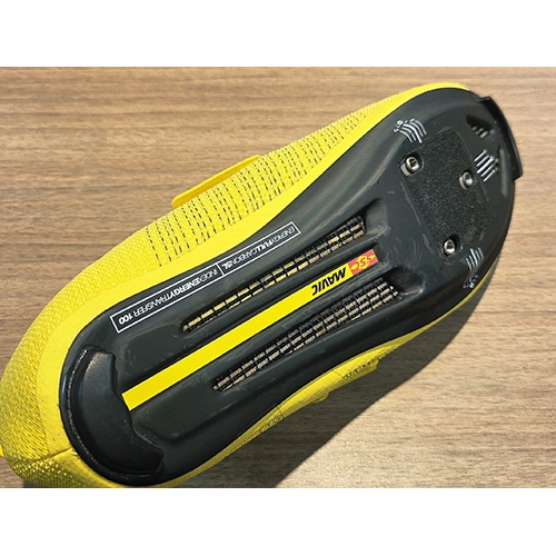 MAVIC ( �}���B�b�N ) �r���f�B���O�V���[�Y ULTIMATE TRI ( �A���`���C�g �g���C�A�X���� ) �C�G���[/�u���b�N 26.5cm