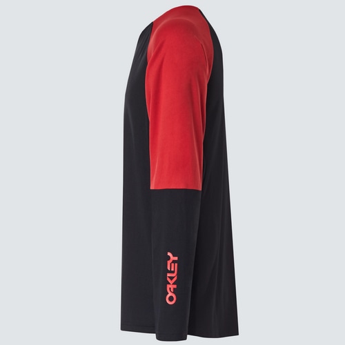 OAKLEY ( オークリー ) Tシャツ・カジュアルウェア SWITCHBACK LS TRAIL TEE ( スイッチバック ロングスリーブ トレイル ティー ) 02E ブラックアウト S