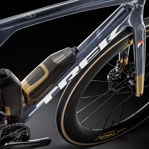 TREK ( �g���b�N ) ���[�h�o�C�N Madone SLR 9 AXS Gen 8 ( �}�h�� SLR 9 �A�N�Z�X ��8���� ) NO.76 ICON XS (�g���ڈ�160cm�O��)