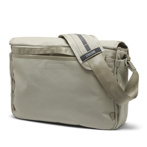 CHROME ( �N���[�� ) ���b�Z���W���[�o�b�O MIDTOWN MESSENGER ( �~�b�h�^�E�� ���b�Z���W���[ ) �Z�[�W 20L