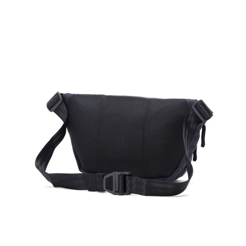 CHROME ( クローム ) ショルダーバッグ他(ダッフル、ブリーフケース、ワンハンドル、キャリーバッグ) BOT FLAP SLING 5L ( ボット フリップ スリング 5L ) ブラックキャンバスレザー 5L