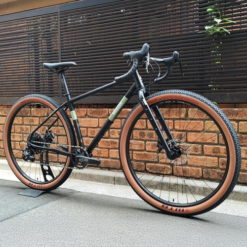 アウトレット特価】 BREEZER ( ブリーザー ) グラベルロード