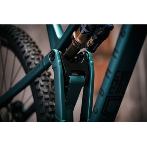 COMMENCAL ( �R�����T�� ) �}�E���e���o�C�N T.E.M.P.O. ESSENTIAL ( �e���| �G�b�Z���V���� ) ���^���b�N�O���[�� M (�g���ڈ�168-180cm�O��)