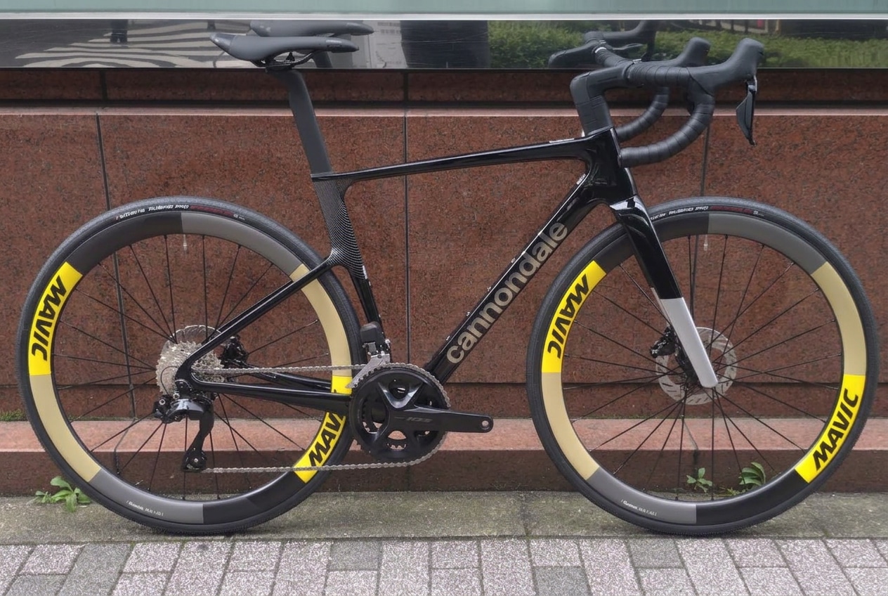 CANNONDALE ( キャノンデール ) ロードバイク SuperSix EVO 3 ( スーパー 6 エヴォ 3 ) 105 Di2 & MAVIC Cosmic SLR 45 Disc ( マヴィック コスミック SLR 45 ディスク ) SSC SMU ブラック 51 ( 身長目安170cm前後 )
