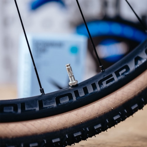 SCHWALBE ( �V�������x ) �`���[�u SCV7 ��/�N���b�N�o���u40mm/SCV40mm 20 ( 40/62-406/54-428 )