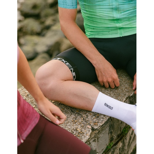 ETXE-ONDO ( エチェオンド ) ソックス PRO LIGHTWEIGHT SOCKS ( プロ ライトウェイト ソックス ) ホワイト S/M ( 24-26.5cm )