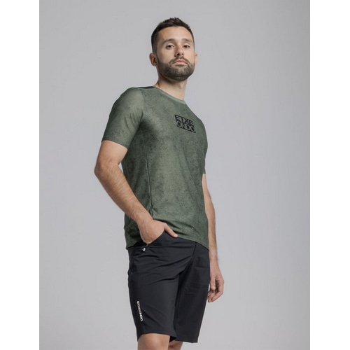 ETXE-ONDO ( �G�`�F�I���h ) �J�W���A���p���c EXO COMMUTER SHORT ( �G�N�\ �R�~���[�^�[ �V���[�c ) �u���b�N S