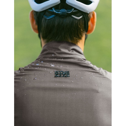 ETXE-ONDO ( エチェオンド ) ウィンドブレーカー EON JACKET ( エオン ジャケット ) アンスラサイト S