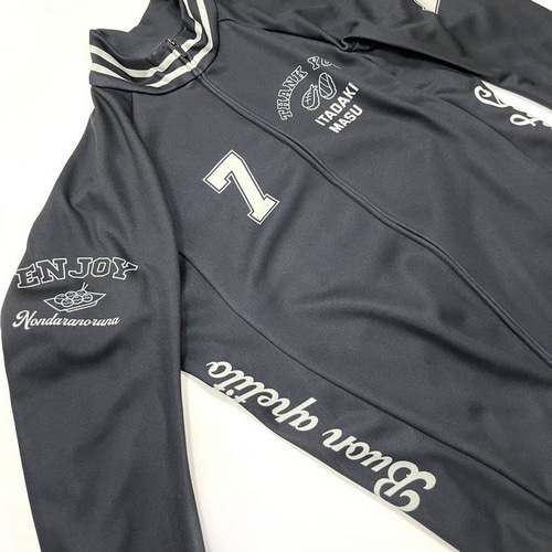 7-ITA ( セブンアイティエー ) 長袖ジャージ 【オンライン専売】 ITADAKIMASU LS JERSEY ( イタダキマス ロングスリーブジャージ ) グラファイト L