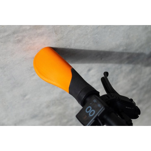 BROMPTON ( ブロンプトン ) グリップ COLOURLAB ERGONOMIC GRIPS ( カラーラボ エルゴノミック グリップ ) オレンジ