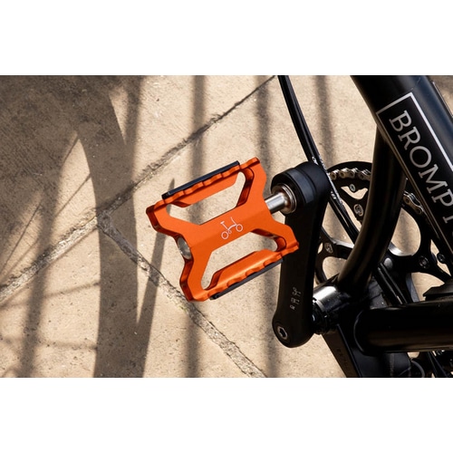 BROMPTON ( �u�����v�g�� ) �t���b�g�y�_�� SUPERLIGHT QUICK RELEASE PEDAL ( �X�[�p�[���C�g �N�C�b�N �����[�X �y�_�� ) �I�����W