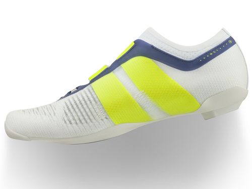 fi'zi:k ( tBW[N ) rfBOV[Y VENTO VEGA CARBON ( Fg xK J[{ ) zCg/CG[tI 40.0 ( 25.7cm )