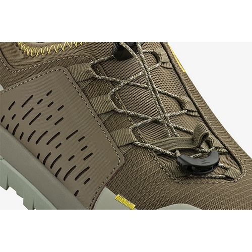 fi'zi:k ( �t�B�W�[�N ) �V���[�Y ERGOLACE 2 FLAT ( �G���S���[�X 2 �t���b�g ) �t�H���X�g�O���[��/�L������ 40.0 ( 25.7cm )