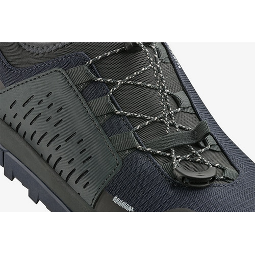 fi'zi:k ( �t�B�W�[�N ) �V���[�Y ERGOLACE 2 FLAT ( �G���S���[�X 2 �t���b�g ) �_�[�N�u���[/�u���b�N 40.0 ( 25.7cm )