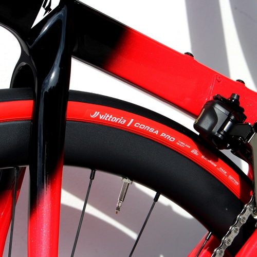 VITTORIA ( ビットリア ) チューブレスタイヤ CORSA PRO TLR ( コルサ プロ チューブレスレディ ) Red Sidewall Limited ( レッド サイドウォール リミテッド ) 700x28c ( 622 )