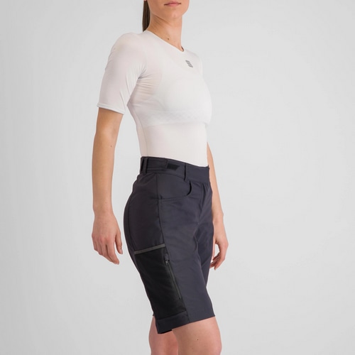 SPORTFUL ( スポルトフル ) レーサーパンツ SUPERGIARA W OVERSHORT ( スーパージアラ ウィメンズ オーバーショーツ ) ブラック S レディース