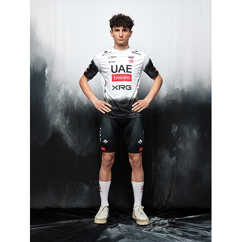 PISSEI ( ピセイ ) Tシャツ・カジュアルウェア UAE T-SHIRT ( UAE Tシャツ ) UAE XRG 2025 XXS