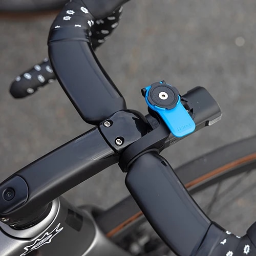QUAD LOCK ( �N�A�b�h ���b�N ) �A�N�V�����J���� �A�N�V�����J���� ���t���A�_�v�^�[
