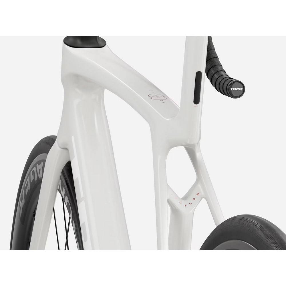 TREK ( トレック ) ロードバイク MADONE SL 6 GEN 8 ( マドン SL 6 ジェネレーション 8 ) エラホワイト XS ( 身長目安155cm前後 )