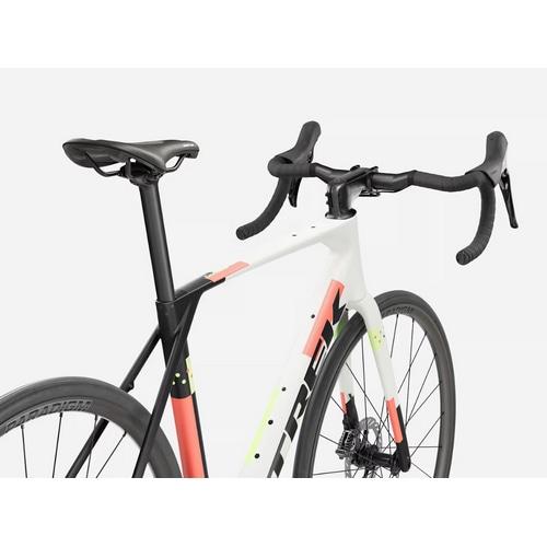 TREK ( トレック ) ロードバイク DOMANE SL 5 GEN5 ( ドマーネ SL 5 GEN5 ) マットエラホワイト/ディープスモーク M ( 身長目安170cm前後 )