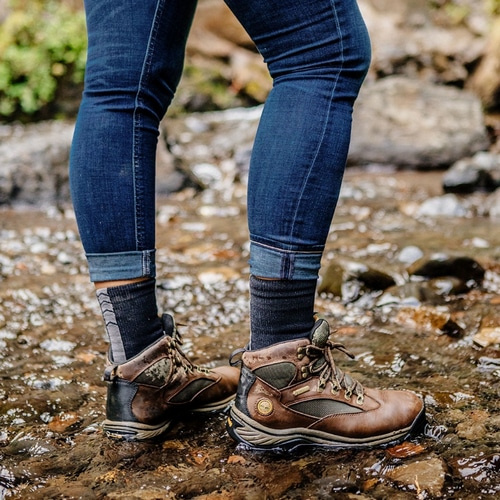 SHOWERSPASS ( �V�����[�Y�p�X ) �\�b�N�X CROSSPOINT ESSENTIAL WP ( �N���X�|�C���g �G�b�Z���V���� WP ) �O���[/�u���b�N M/L ( 25-28cm )