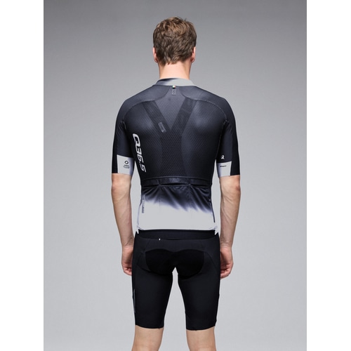 Q36.5�i �L���[�T�[�e�B�V�b�N�X�|�C���g�t�@�C�u �j �����W���[�W GREGARIUS PRO COLLAR FADE JERSEY ( �O���K���A�X �v�� �J���[ �t�F�[�h �W���[�W ) �u���b�N S